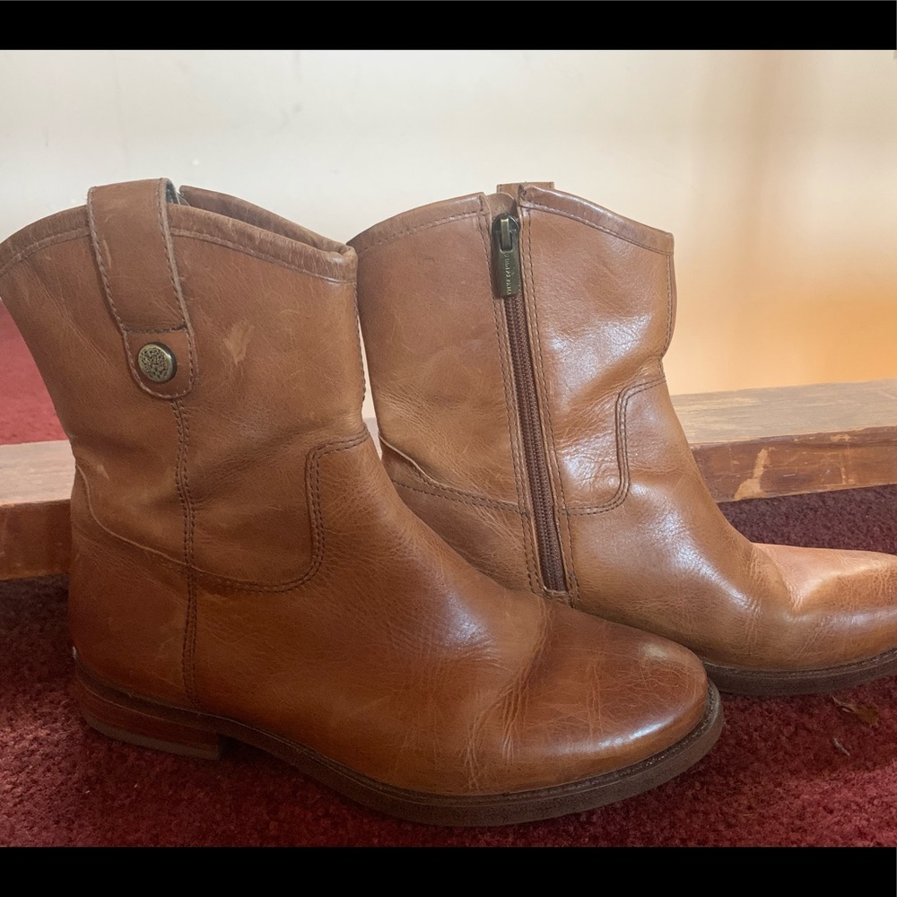 Brown leather vintage calf boots